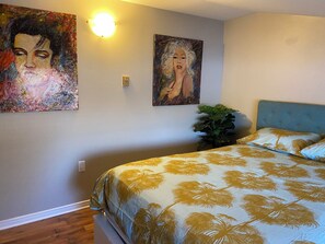 2 makuuhuonetta, silitysrauta/-lauta, ilmainen Wi-Fi, vuodevaatteet