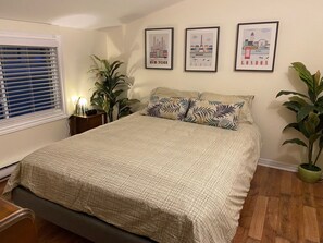 2 chambres, fer et planche à repasser, accès au Wi-Fi (inclus)