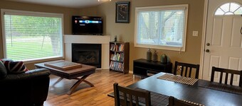 Lovely 2 bedrooms apartment with gaz fire place.