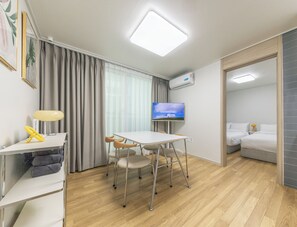 Basic Double Room | Free WiFi - Anne House (Seoul)