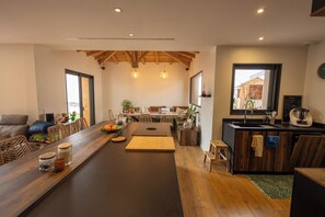 Dining - New family home - 5 minutes from the ocean (Anglet)
