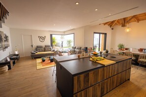Interior - New family home - 5 minutes from the ocean (Anglet)