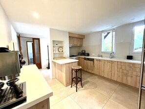 Fridge, microwave, oven, dishwasher - Villa Summer Time by Agence Bru - 683534 (Lacanau)