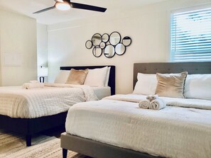 2 habitaciones, decoración personalizada y muebles diferentes 