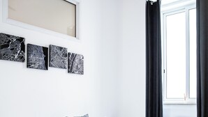 Uklassifisert bilde, 4 av 6, knapp