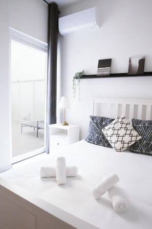 Basic Double Room | Free WiFi - Sliema BackYard (Sliema)