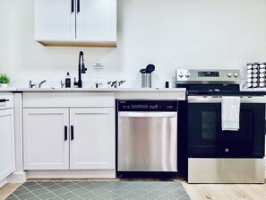 Apartment, Multiple Beds, Patio, Garden View (Boardwalk Bungalow 1) | Private kitchen - Boardwalk Bungalow 1 For 6 (League City)