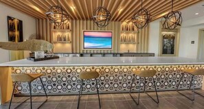 Bar (on property) - Industrial vibes ! Cozy one bedroom one bath ! Deep Ellum (Dallas)