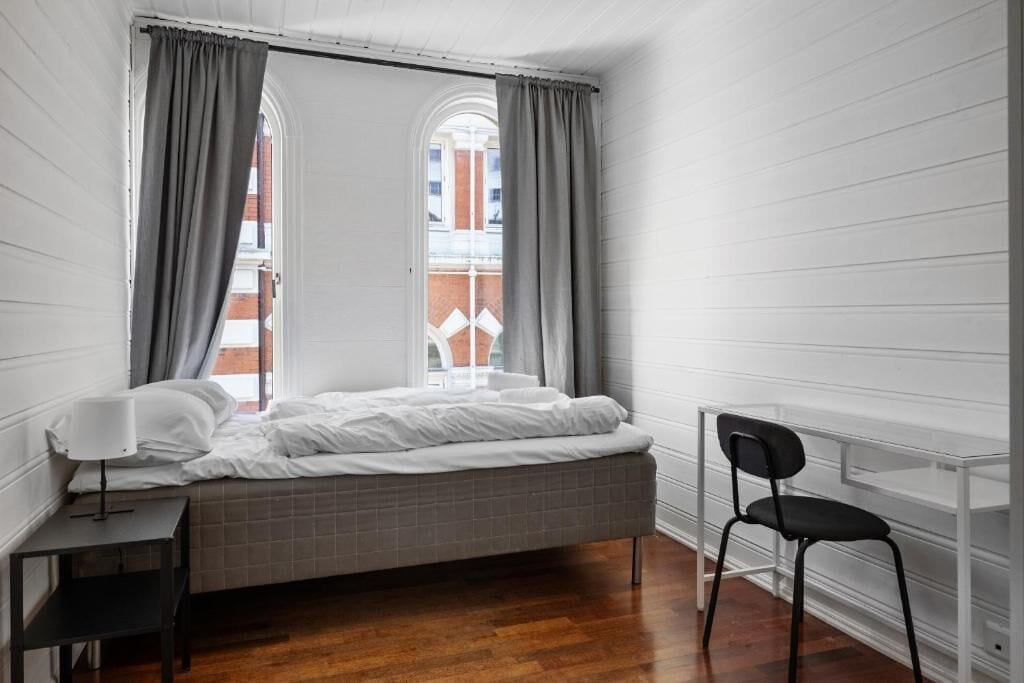 Tabla de planchar con plancha y wifi gratis 