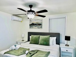 House, 1 King Bed with Sofa bed, Kitchen, Garden View (Boardwalk Bungalow 2) | 1 bedroom, individually decorated, individually furnished, desk