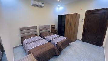 3 bedrooms, WiFi, bed sheets, wheelchair access