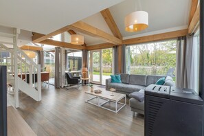 Living room - Zeeland Luxury Villa Near Beach (Renesse)