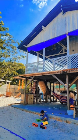 子供用スペース. Beach house in Ajuruteua - PA - Comfort just a few meters from the sea