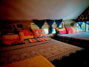 Double Room, Balcony, Mountain View | Desk, laptop workspace, free WiFi - Hobbit cabana (Padiyapelella)