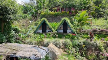 Double Room, Balcony, Mountain View | Property grounds