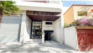 Façana frontal de l'allotjament