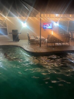 Outdoor pool, a heated pool - 3-bedroom house in pleasant Cape Coral with cool AC (Cape Coral)
