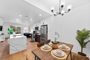 Interior - Endless Summer: Luxe 1BR w/ Resort-Style Amenities (San Diego)