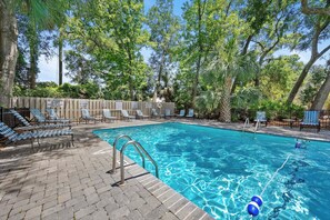 Pool - Pet Friendly Gem | Near Golf, Beach & Marina (Hilton Head Island)