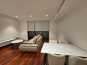 Interior - Burwood 1BR 029 APT close Olympic park&CBD (Burwood)