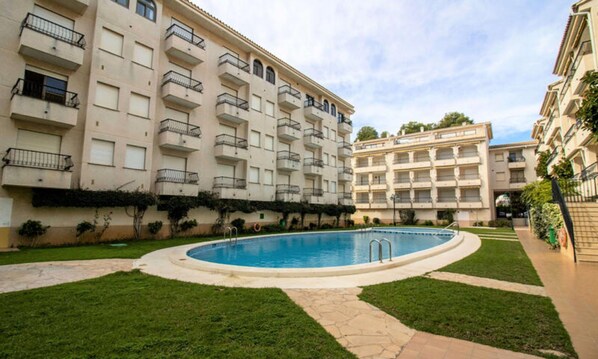 Outdoor pool - Apartment in Cargador by Mediterranean Beach (Alcala de Xivert)