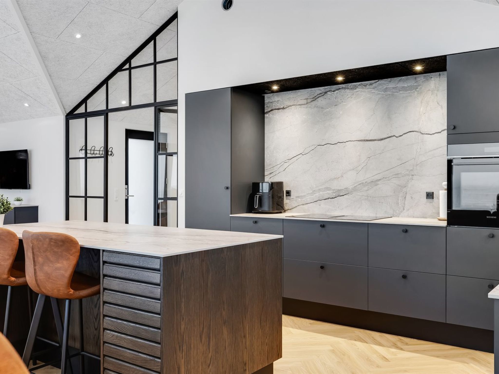 Réfrigérateur, micro-ondes, lave-vaisselle