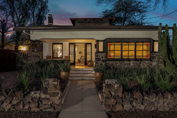 Exterior detail - Near Downtown! Charming bungalow w/ heated pool in Armory Park Historic District (Tucson)