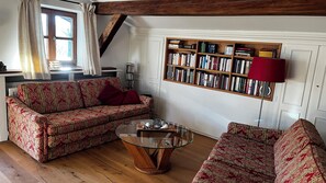TV - Living in a historic ambience right next to the Weißachauen nature reserve (Kreuth)