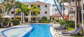 Welcoming 2bedroom 2 bathroom apartment with AC ,pool, picnic area in Punta Cana