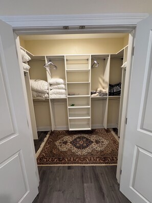 Interior - Charming 3-bedroom 2-full bath house with parking in the  Mid-city  New Orleans (New Orleans)