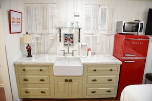 Room | Private kitchen - Ivory Dynasty by Collodge (Tuscaloosa)