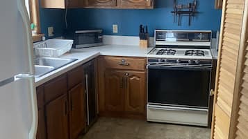 Microwave, oven, stovetop