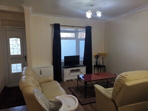 Living area - 3 Bed House - Sleeps 6 - Garden - Central London (London)