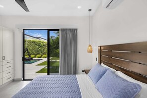 3 habitaciones, tabla de planchar con plancha, wifi y ropa de cama 