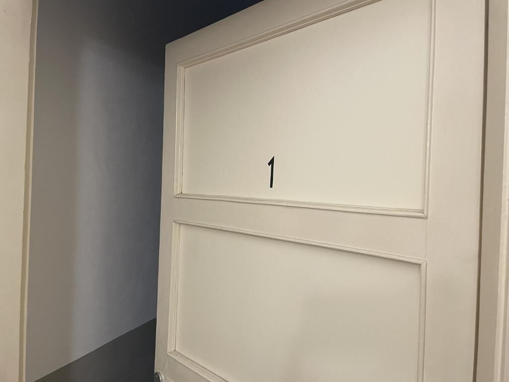 واي فاي مجانًا وملاءات أسرّة