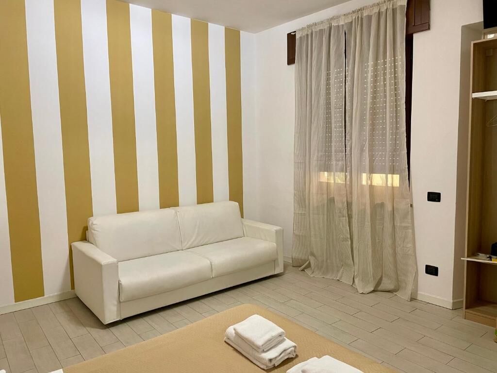 Chambre Double Supérieure, non-fumeur, salle de bains commune | Coin séjour