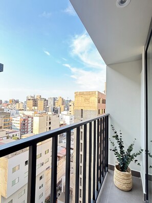 Property grounds - Stylish 1BR w/Balcony near Larcomar in Miraflores (Miraflores)
