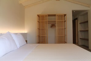 3 bedrooms, iron/ironing board, free WiFi, bed sheets - Casa Sùara - modern villa few minutes away from Costa Smeralda beaches (Monticanaglia)