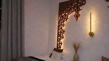 In-room safe, iron/ironing board, free WiFi