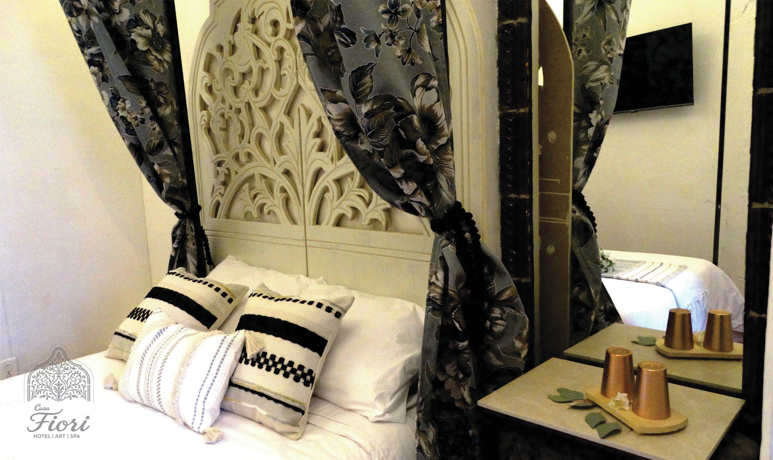 Comfort Room | In-room safe, iron/ironing board, free WiFi