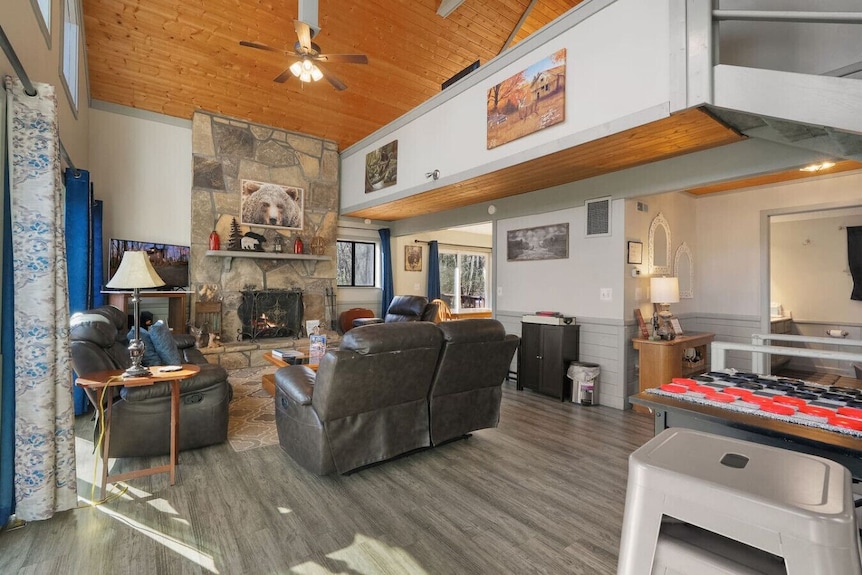 Hillcrest Lodge~pigeon Forge~smokies - Wears Valley, TN