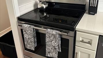 Microwave, oven, stovetop, dishwasher