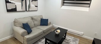 Modern Basement Suite in trendy location in South Winnipeg, near UManitoba