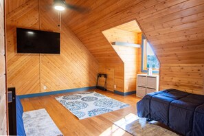 3 soverom, strykejern/-brett, wi-fi (inkludert) og sengetøy