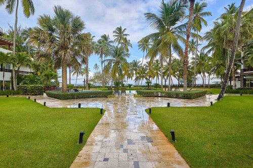 ®3BR{Beach~Retreat}@Terrenas +Pool+Maid+Beachfront