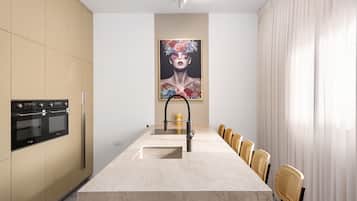 Køleskab, ovn, kogeplade, kaffe-/temaskine