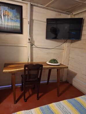 WiFi, bed sheets - Bonsai House (Chetumal)