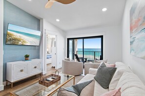 Smart TV - Gulf Front w/ Private Beach & Free Chair Service (Santa Rosa Beach)