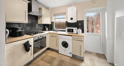 Contractor 3-bed Long-stay Discounts & Parking