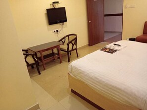 Deluxe Double or Twin Room | Laptop workspace - Hotel Sri Sai Regency (Hyderabad)